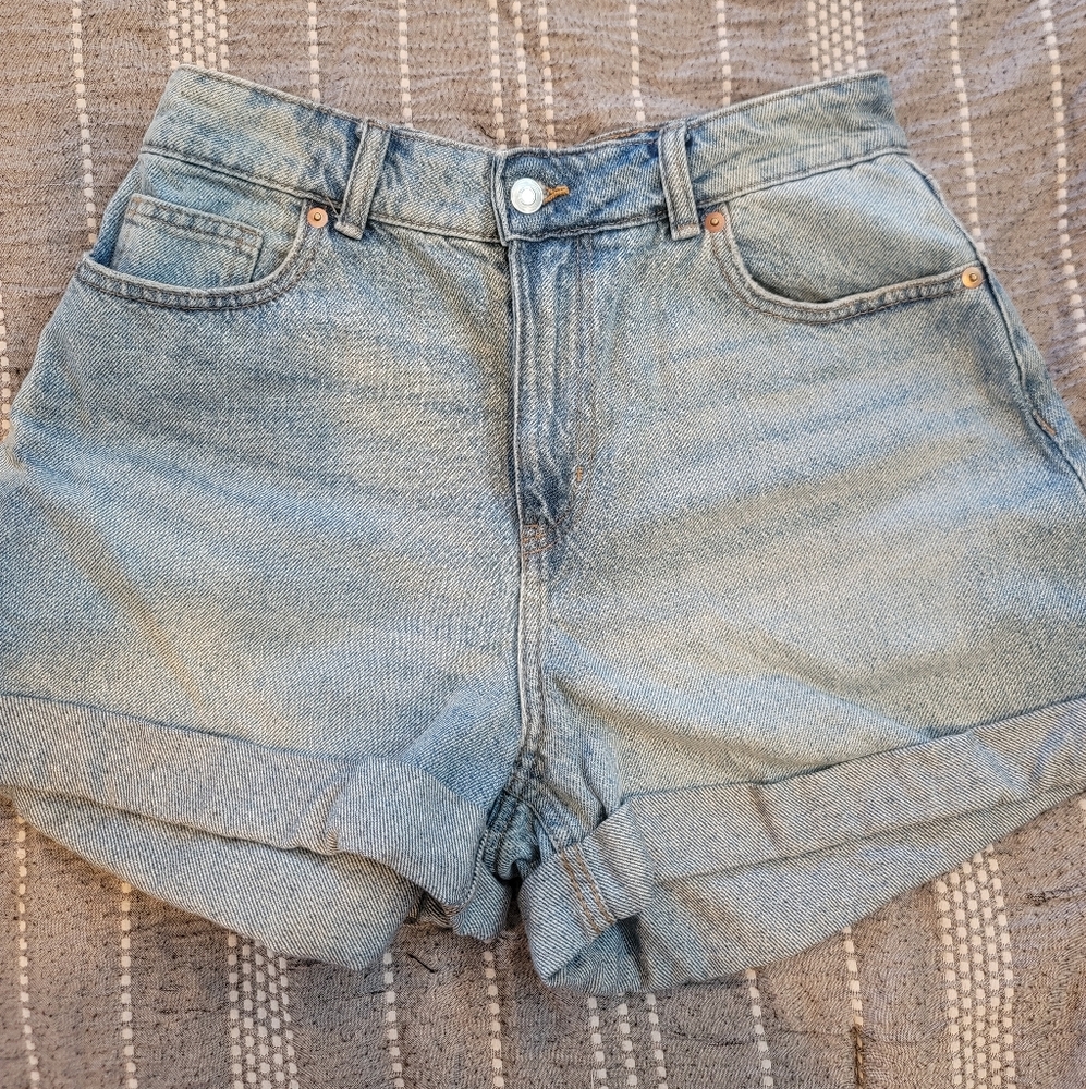 H&M jean shorts